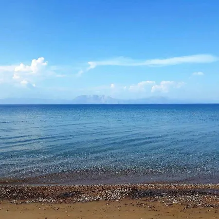 Efis In Lakopetra Holiday home Kalamaki (Achaea)